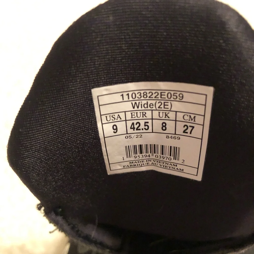 Brooks Black and White Men's Athletic Running Shoes